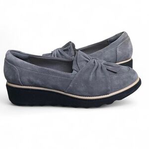 Clarks Women's Gray Suede Loafers Size 7W